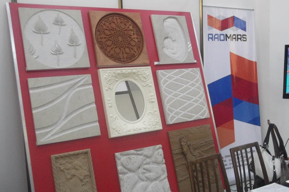 2013 · PROM EXPO — company display